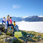 Bergauf With Hot Tub Feriehus Neukirchen am Großvenediger