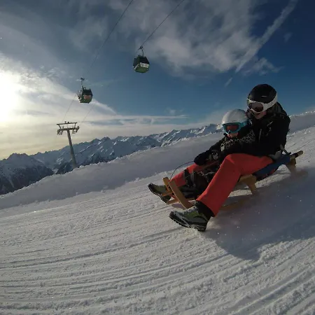 Bergauf With Hot Tub *