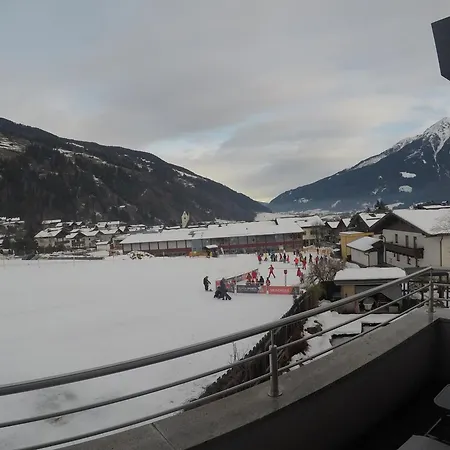 Holiday home Bergauf With Hot Tub