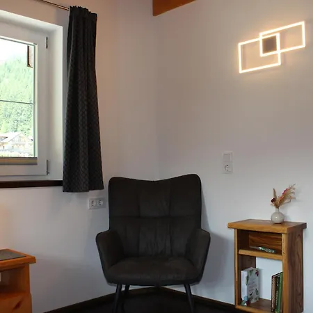 Casa vacanze Bergauf With Hot Tub Neukirchen am Großvenediger