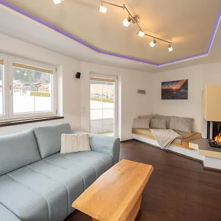 Bergauf With Hot Tub Prázdninový dům Neukirchen am Großvenediger