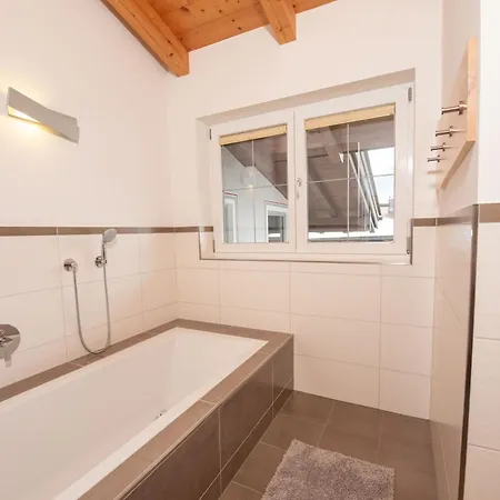 Prázdninový dům Bergauf With Hot Tub Neukirchen am Großvenediger